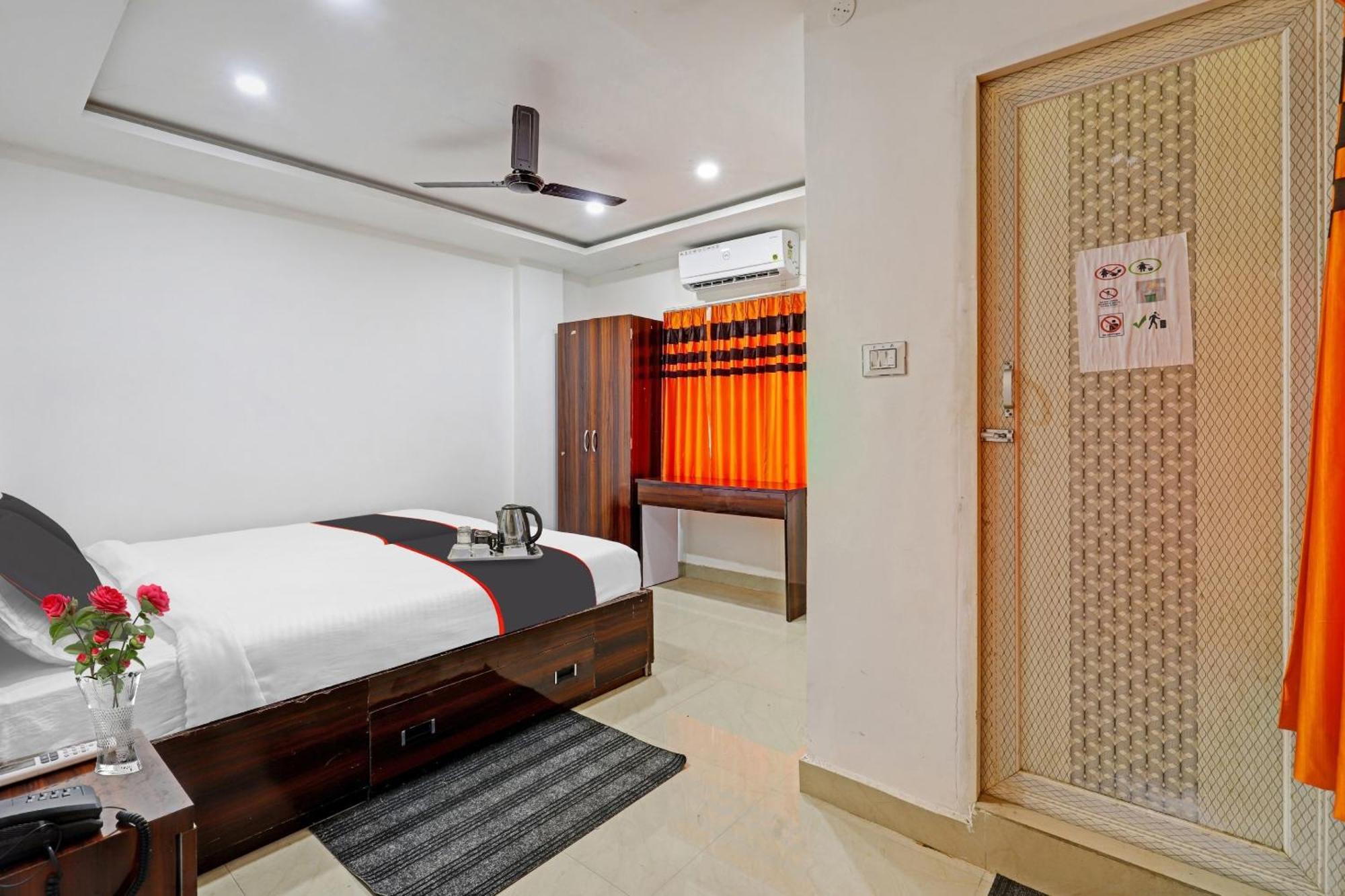 Hotel O Lakhi Guest House Guwahati Exterior foto